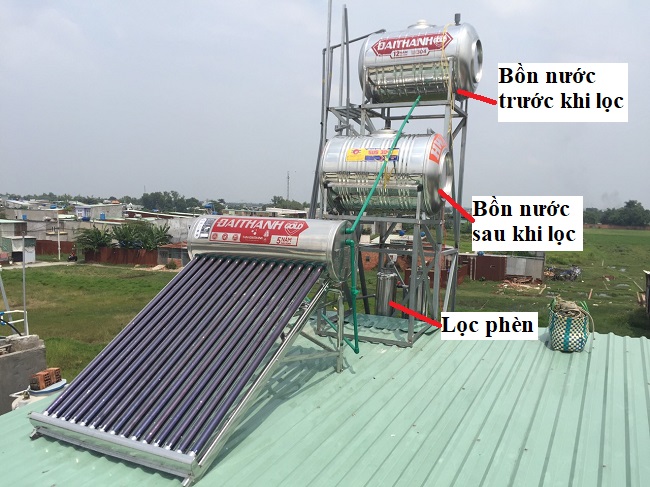 Lắp má nước nóng năng lượng mặt trời có sử dụng lọc phèn